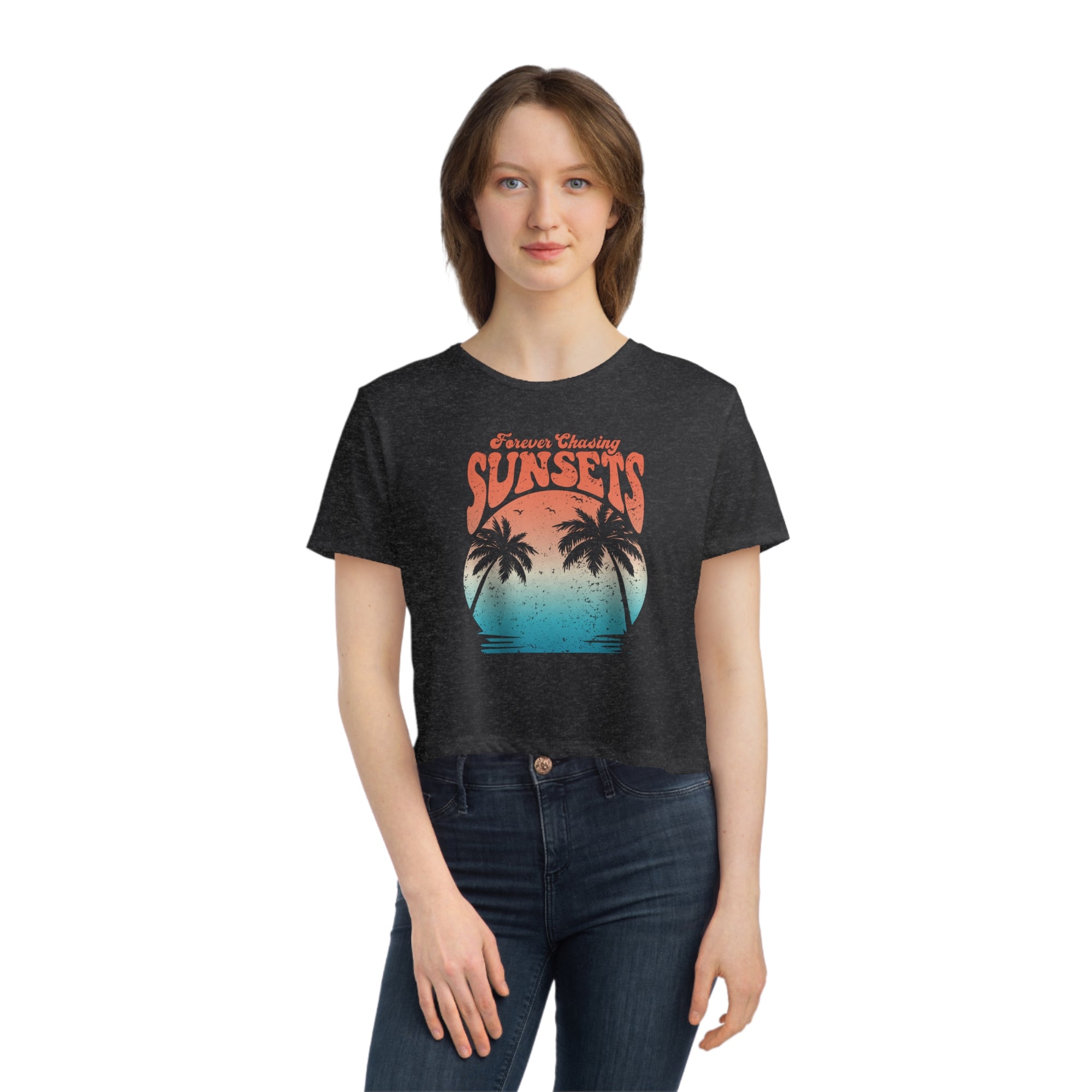 CHASING SUNSET Women&#39;s Flowy Cropped Tee - T&amp;L Apparel Store