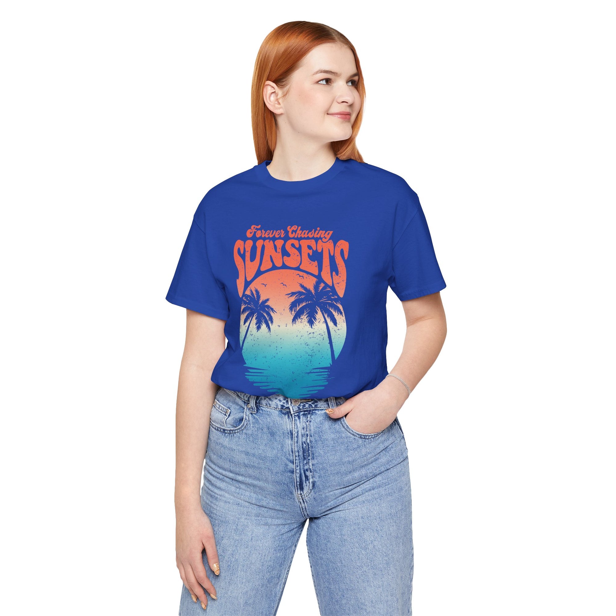 CHASING SUNSET Women&#39;s Relaxed Short Sleeve Tee