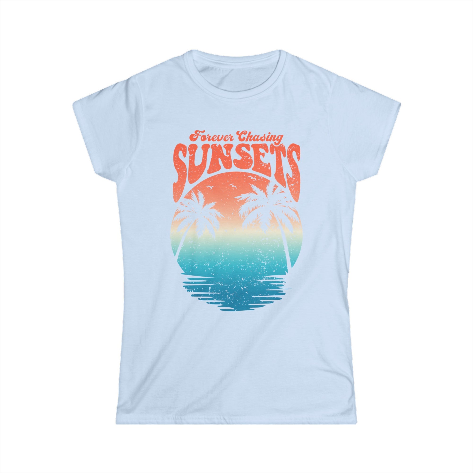 CHASING SUNSET Women&#39;s Fitted Softstyle Tee Shirt - T&amp;L Apparel Store