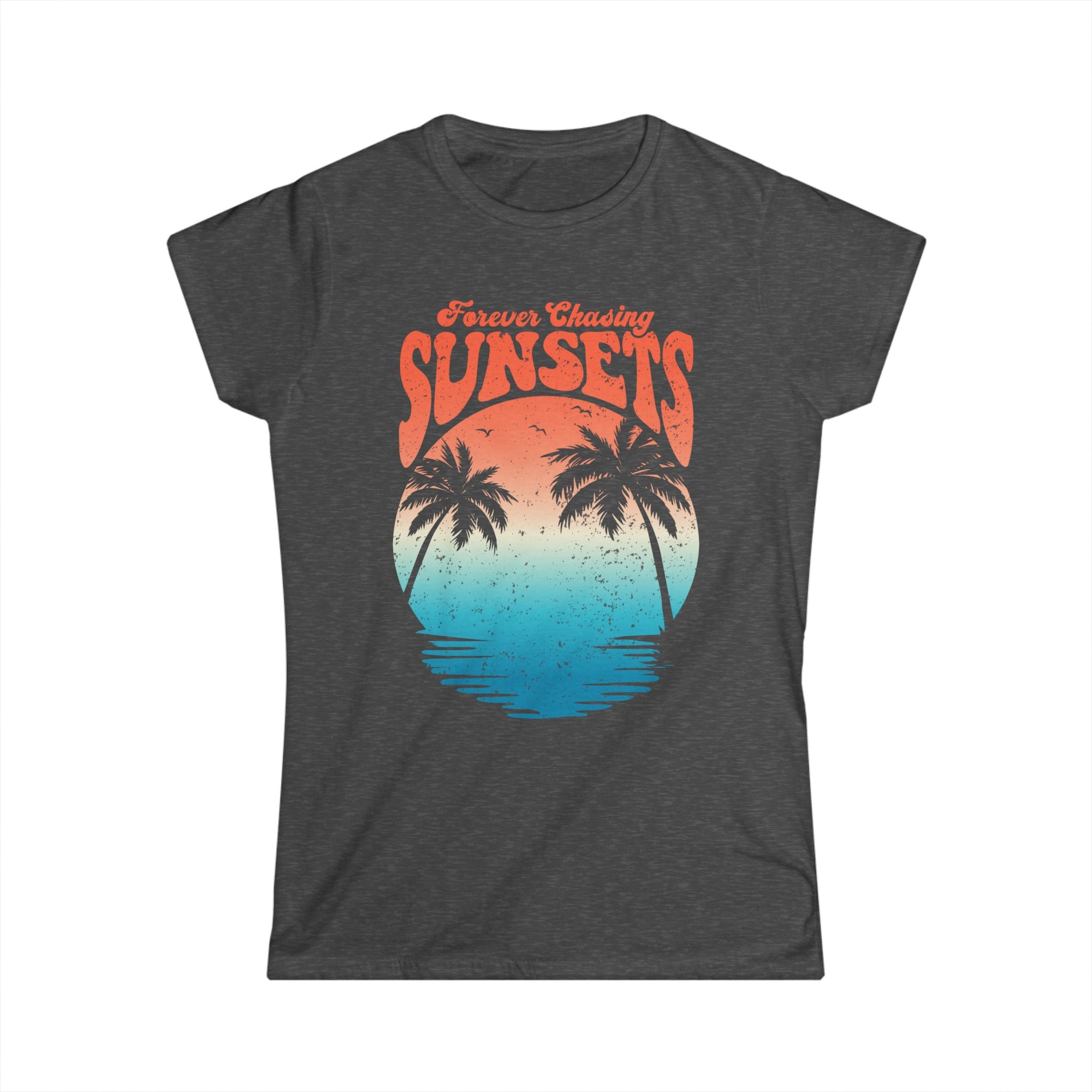 CHASING SUNSET Women&#39;s Fitted Softstyle Tee Shirt - T&amp;L Apparel Store