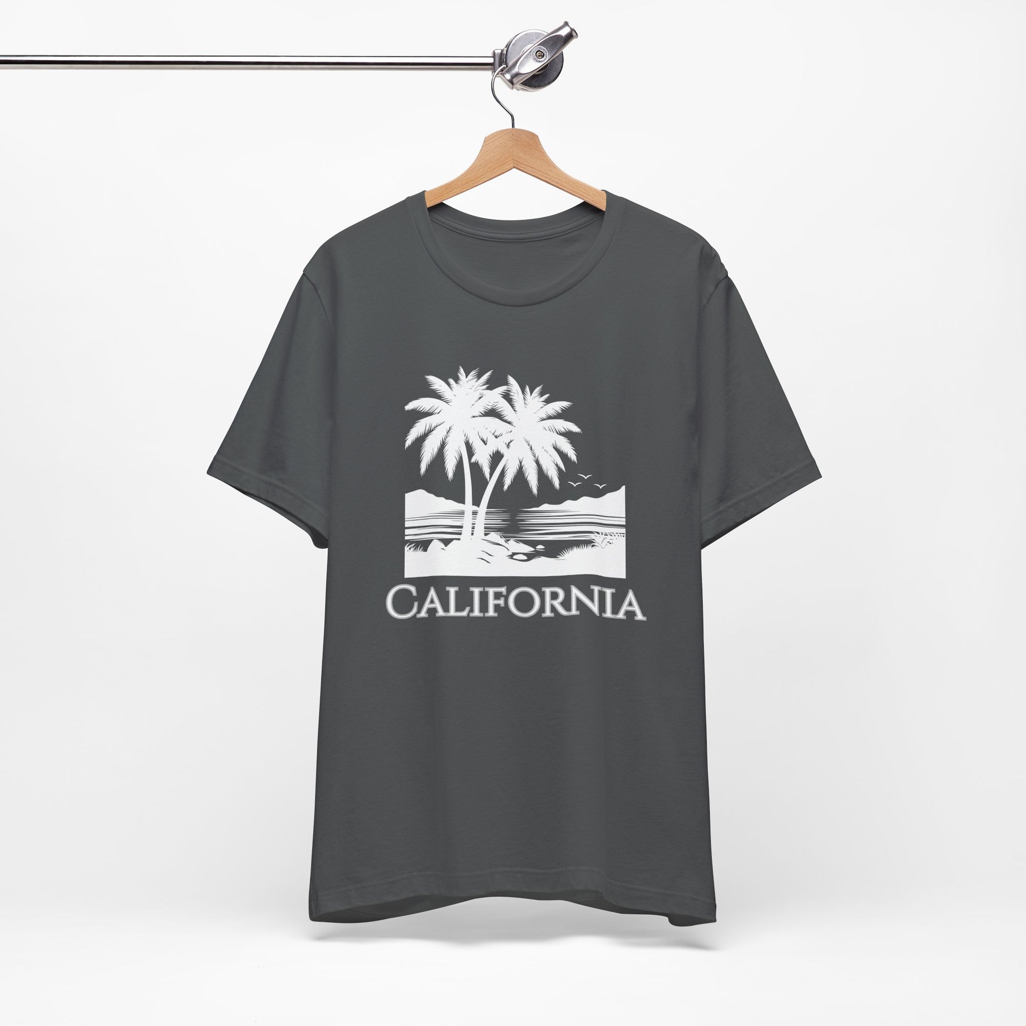 California Graphic T-Shirt — Everyday Casual Tee
