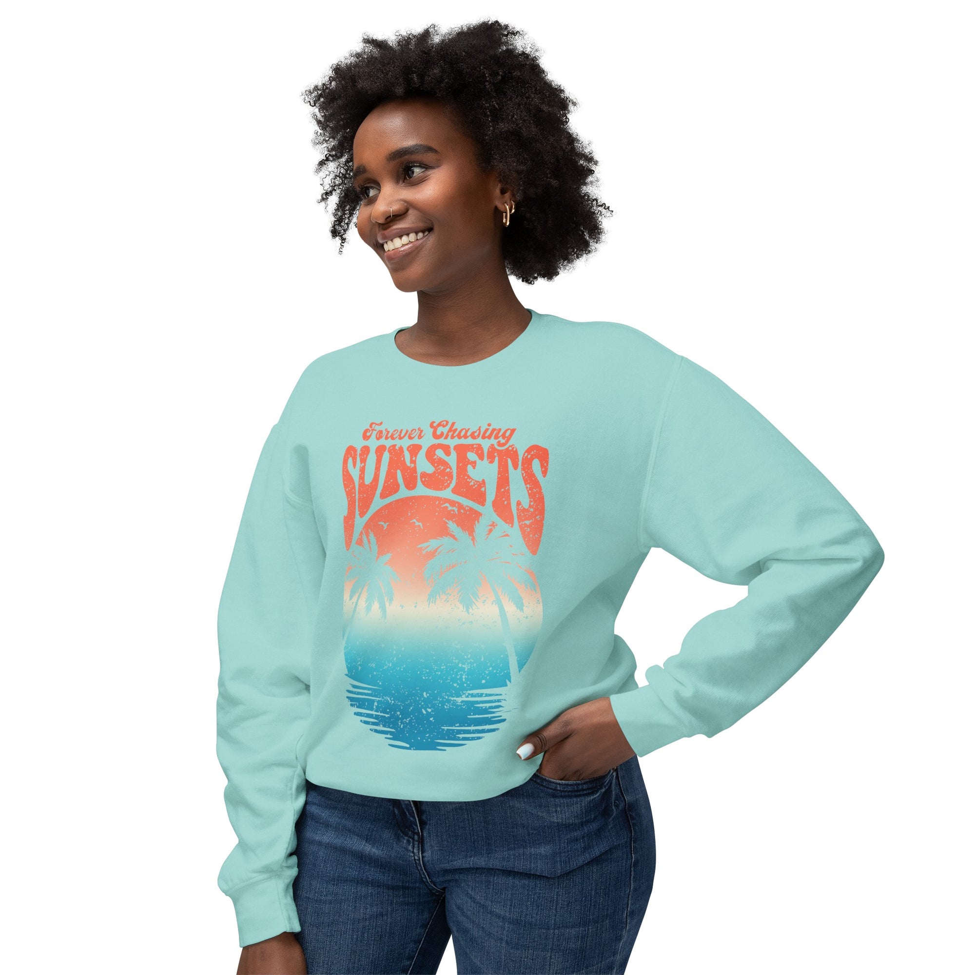 CHASING SUNSET Women&#39;s Lightweight Crewneck Sweatshirt - T&amp;L Apparel Store